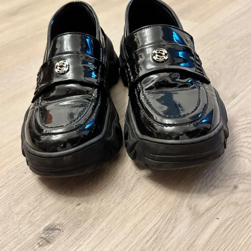 ROMBAUT - Picture 3 of 7